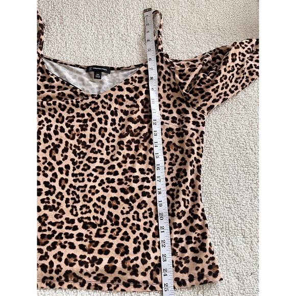 International Concepts Leopard Print Cold Shoulder Top XXL Grunge Streetwear - Picture 7 of 9